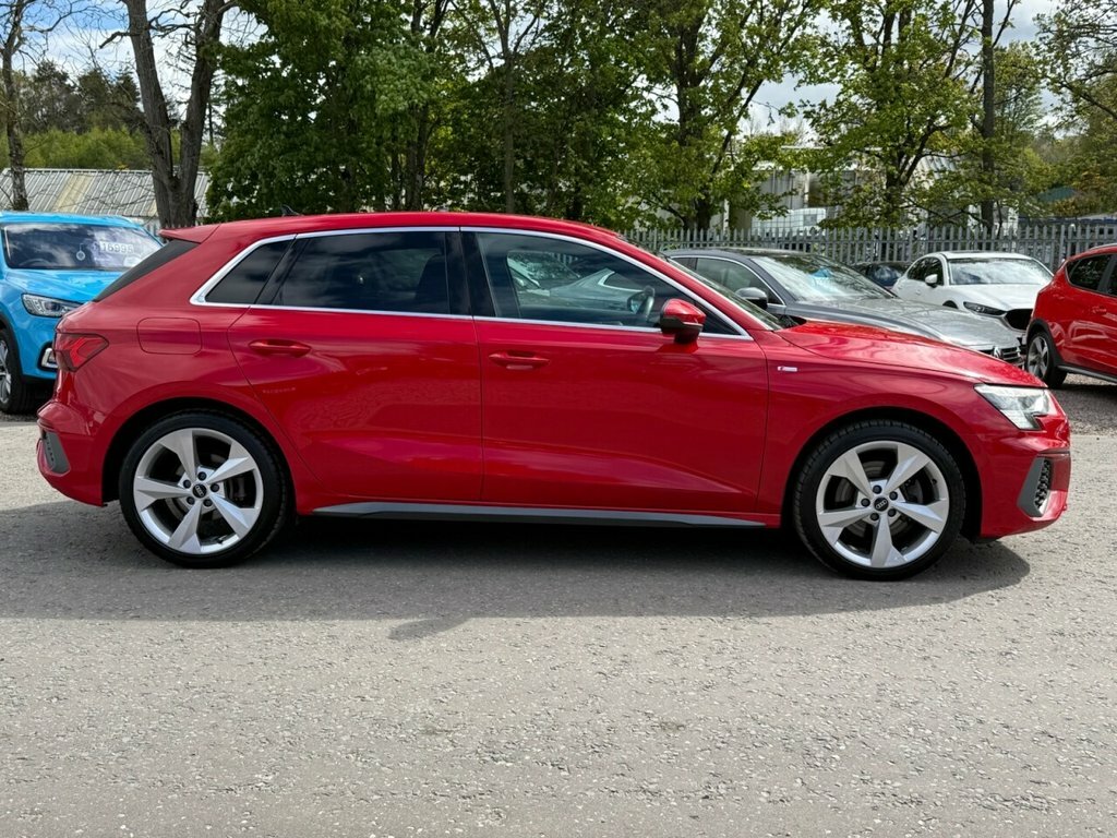 Audi A3 1L S Line KP70TTZ Red #4