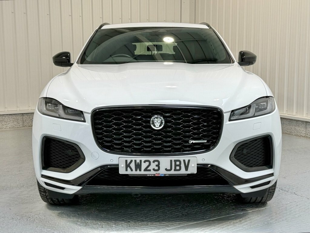 Jaguar F-Pace 2L R-dynamic Se Black KW23JBV White #2
