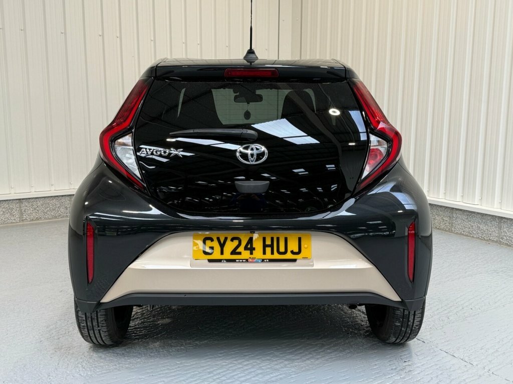 Toyota Aygo X 1L Edge GY24HUJ Beige #6