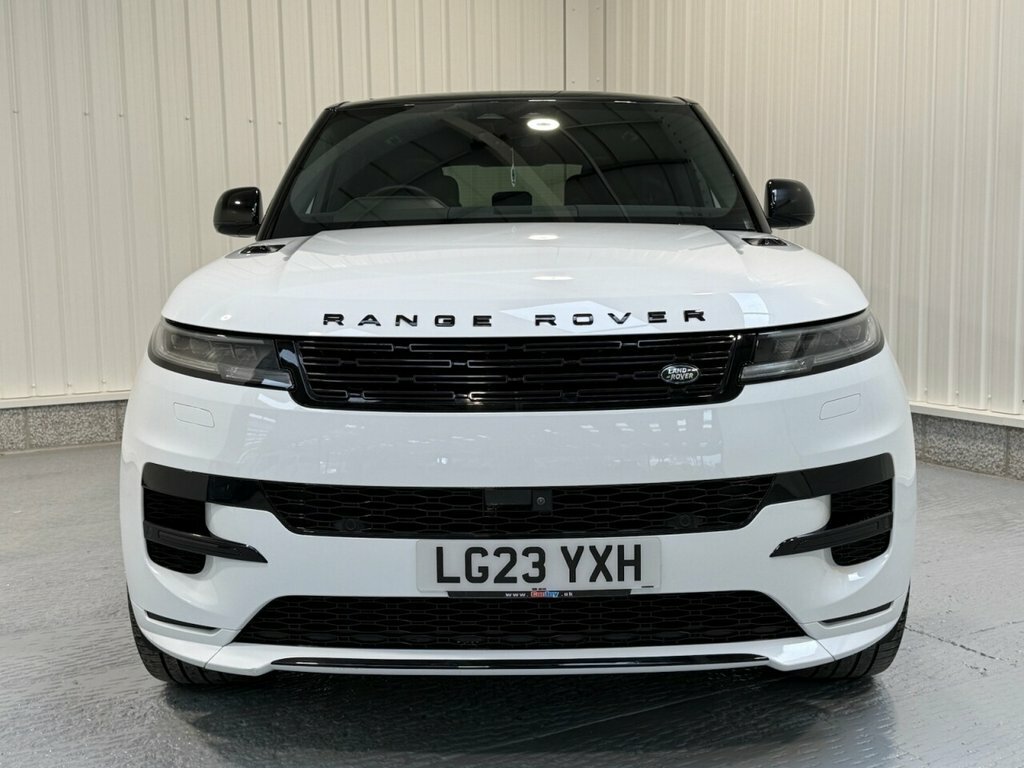Land Rover Range Rover Sport 3L Dynamic Se LG23YXH White #2