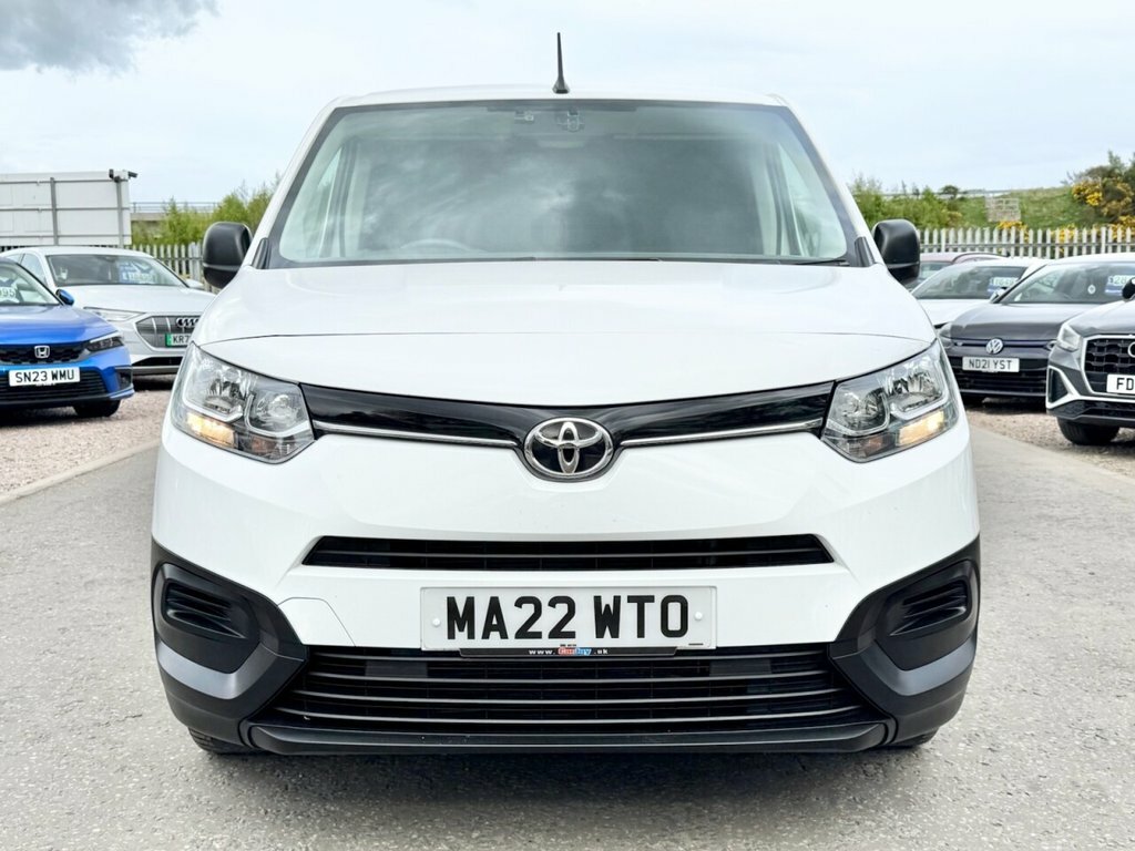 Toyota Proace City 1.5L Active MA22WTO White #2