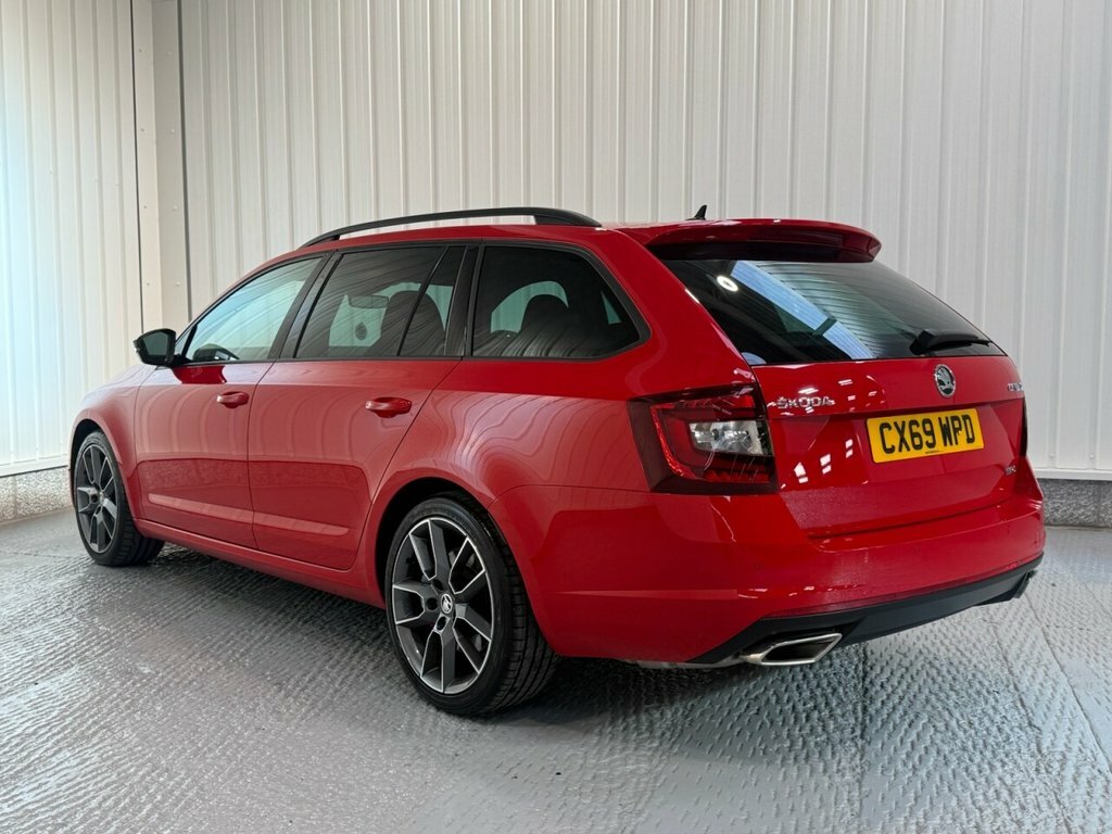 Skoda Octavia 2L Vrs Red #5