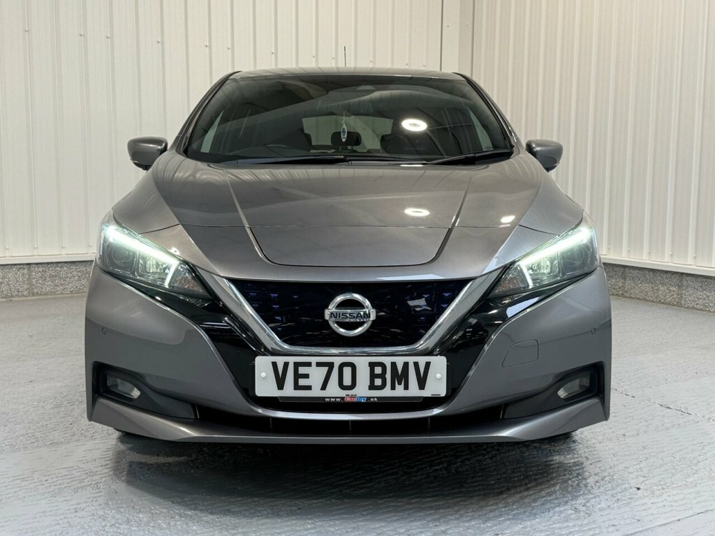 Nissan Leaf Hatchback VE70BWV Grey #2