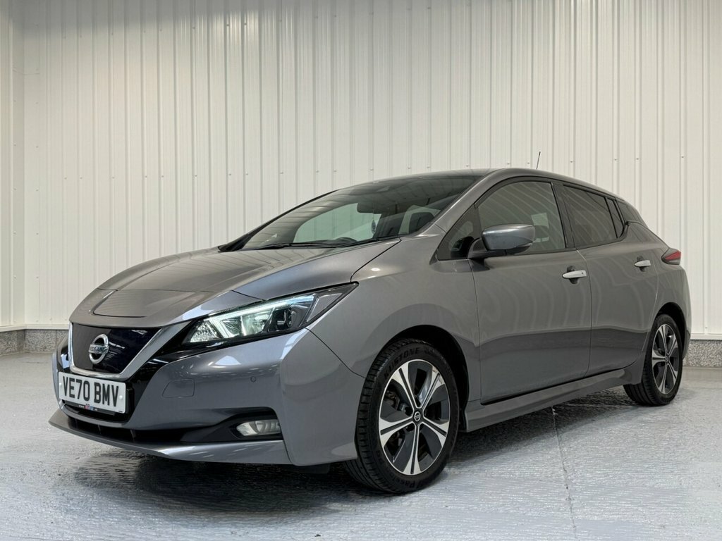 Nissan Leaf Hatchback VE70BWV Grey #3