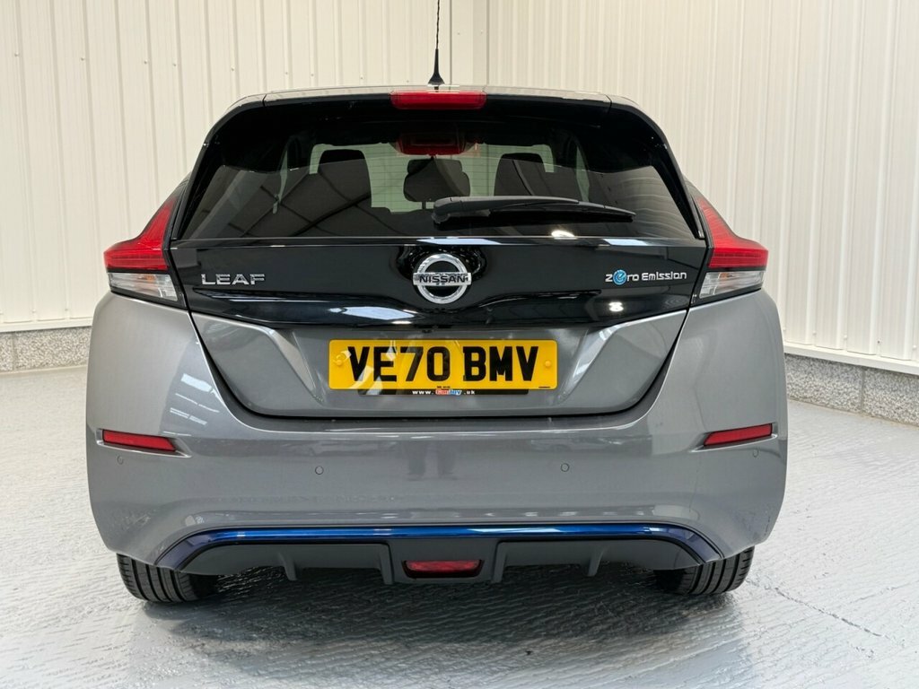 Nissan Leaf Hatchback VE70BWV Grey #6
