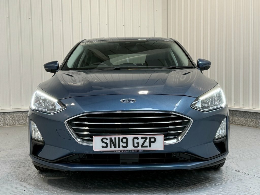 Ford Focus 1L Titanium SN19GZP Blue #2