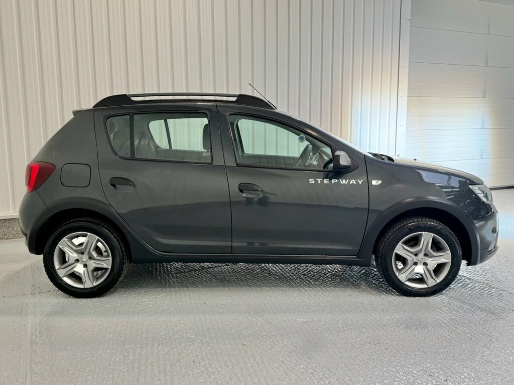 Dacia Sandero Stepway 1L Ambiance SV67RKF Grey #4
