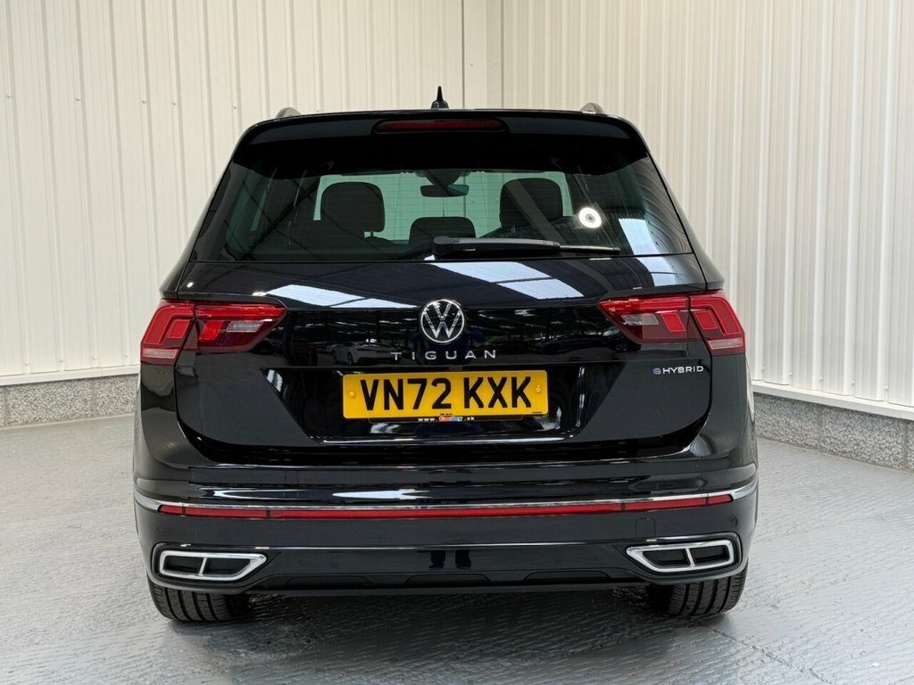 Volkswagen Tiguan 1.4L R-line VN72KXK Black #6