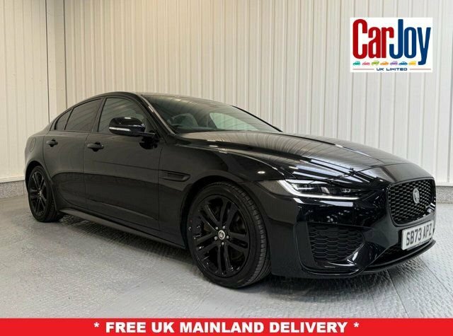 Jaguar XE 2L R-dynamic S Black