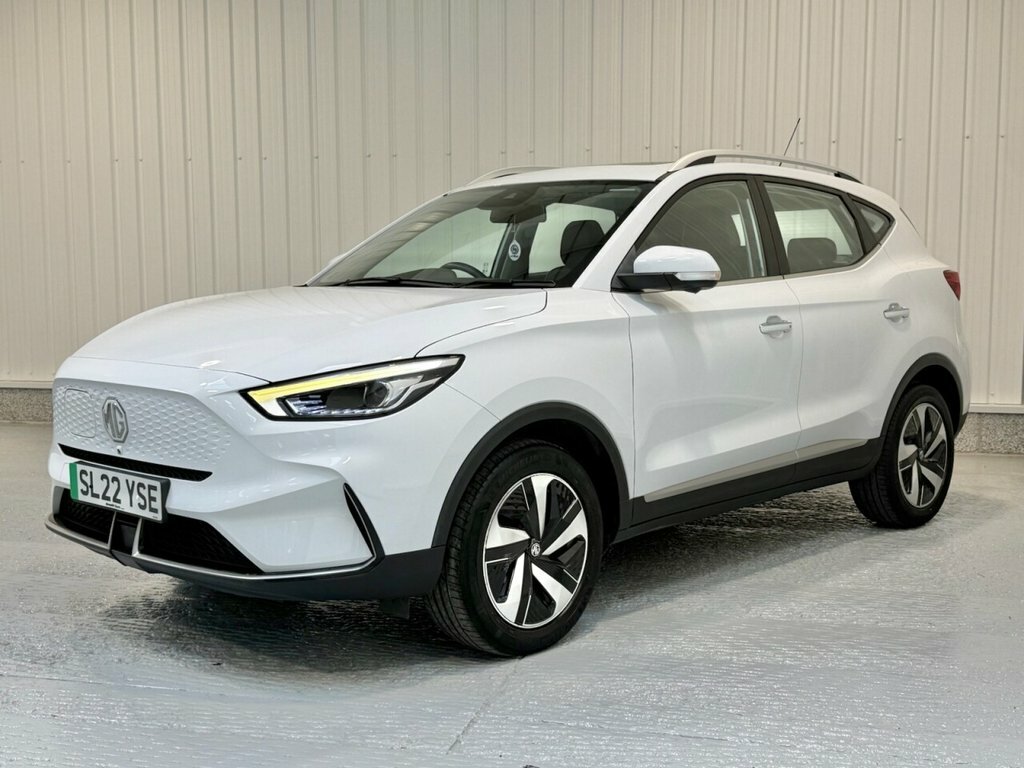 MG ZS Suv SL22YSE White #3