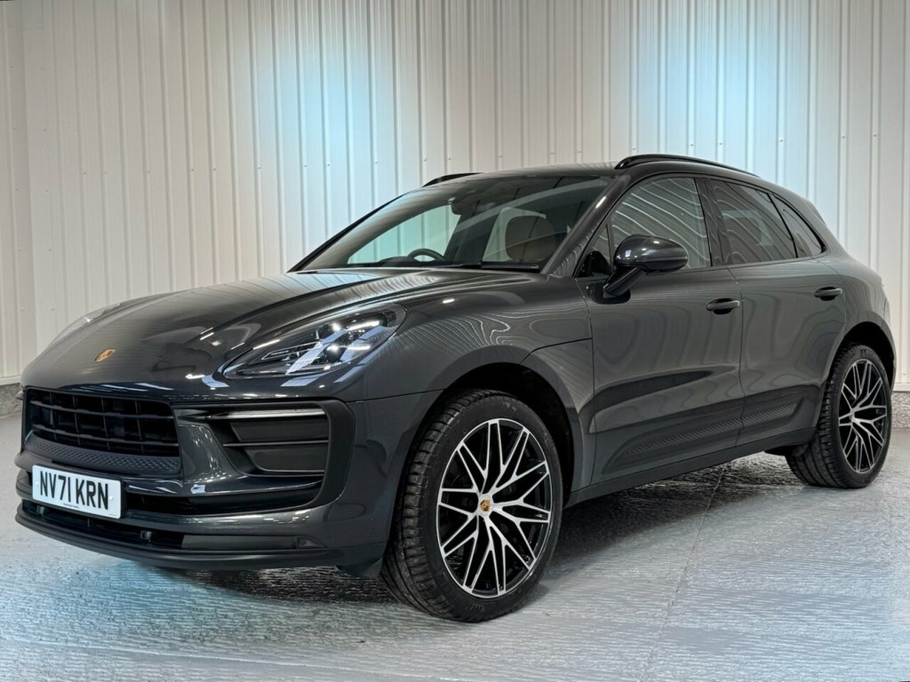 Porsche Macan Suv NV71KRN Grey #3