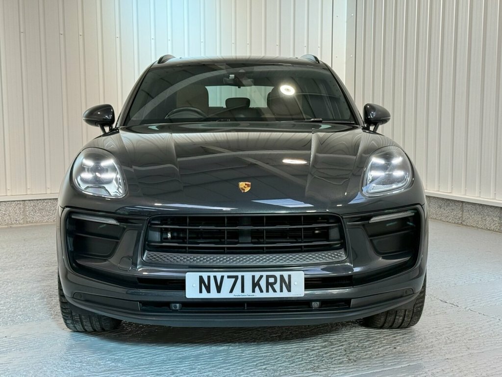 Porsche Macan Suv NV71KRN Grey #2