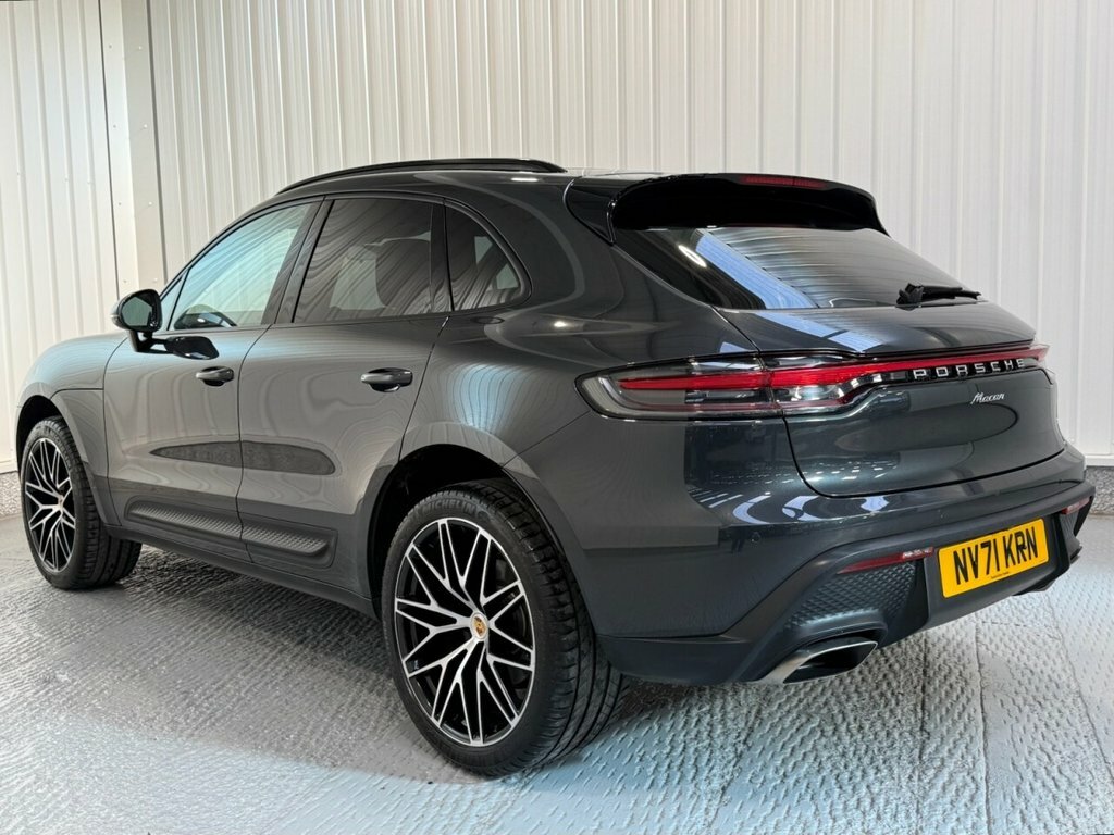 Porsche Macan Suv NV71KRN Grey #5