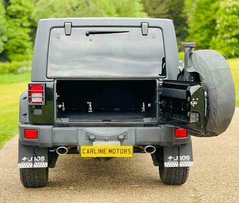 Jeep Wrangler Sahara Black #29
