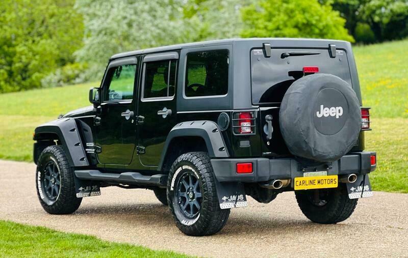 Jeep Wrangler Sahara Black #20