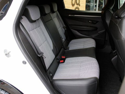 Renault Megane Electric Black #37