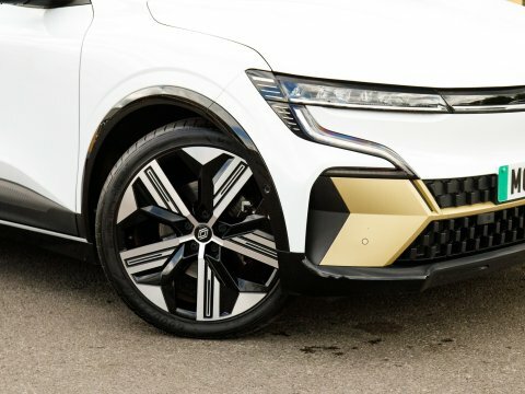 Renault Megane Electric Black #11
