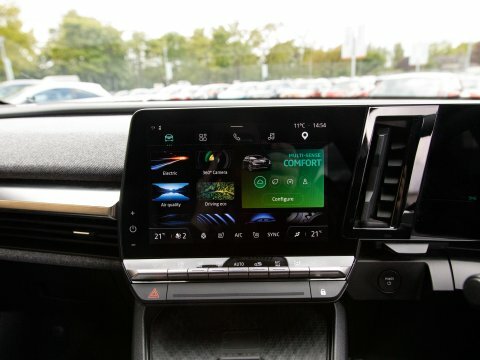 Renault Megane Electric Black #25