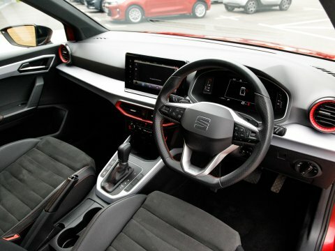 Seat Arona Suv PK23XKD Red #4