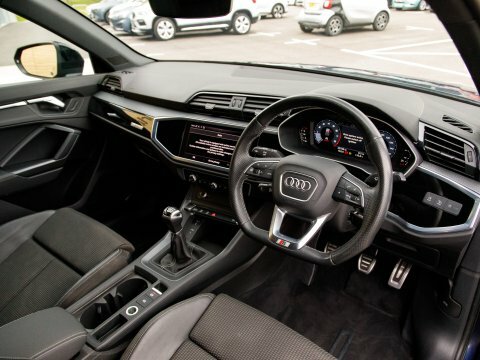 Audi Q3 Q3 Black Edition 35 Tfsi DA21PHV Blue #4