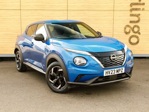 Nissan Juke Suv Blue
