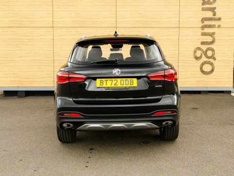 MG HS Suv BT72ODB Black #6