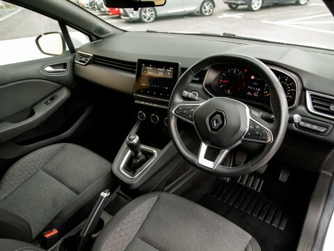 Renault Clio Hatchback SM20EBG White #4