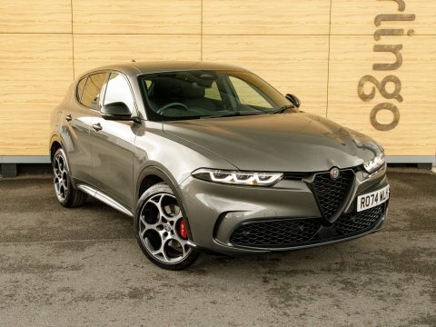 Alfa Romeo Tonale Suv Grey