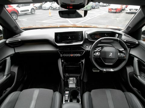 Peugeot 2008 Suv RK23ZZF Orange #3