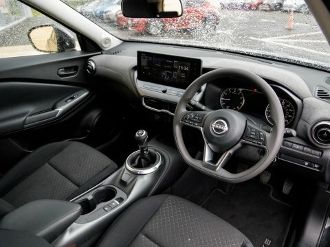 Nissan Juke Suv NU75GVP Black #4