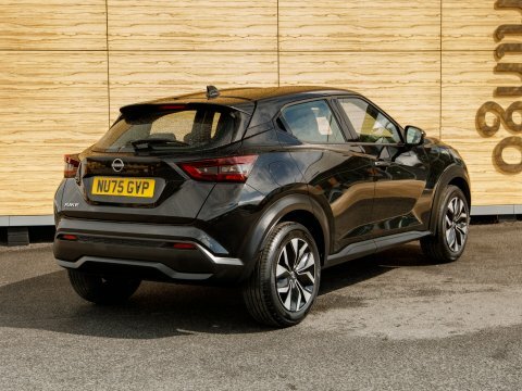 Nissan Juke Suv NU75GVP Black #2