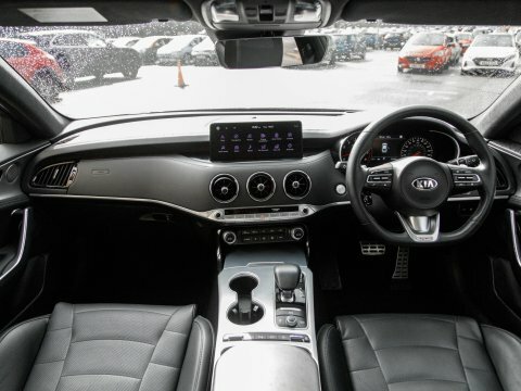 Kia Stinger Saloon Grey #4