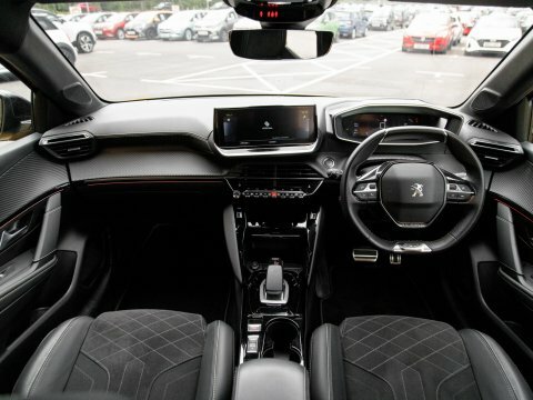 Peugeot 208 Hatchback AF22CDU Yellow #3