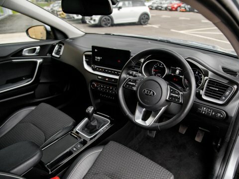Kia Xceed Suv EY20UJS Silver #4