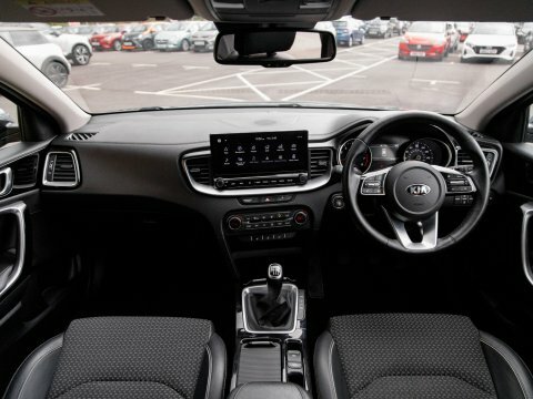Kia Xceed Suv EY20UJS Silver #3