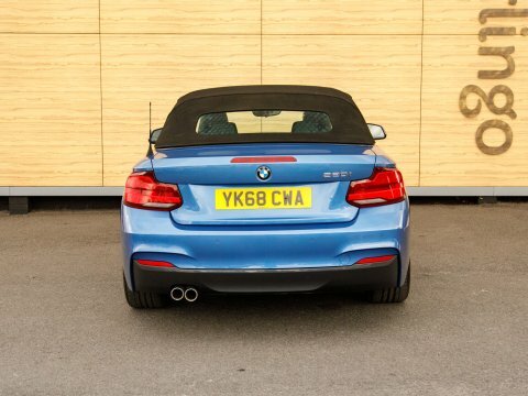 BMW 2 Series Convertible YK68CWA Blue #6
