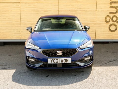 Seat Leon Hatchback YC21AOK Blue #5