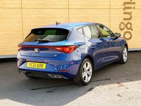 Seat Leon Hatchback YC21AOK Blue #2