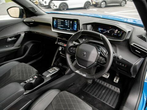 Peugeot 2008 Suv WG72VKU Blue #4