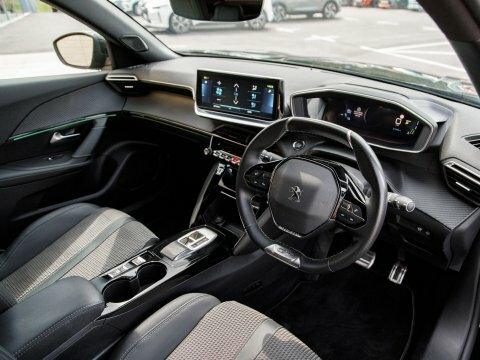 Peugeot 2008 Suv EK23KMU Black #4
