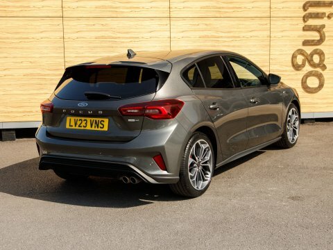 Ford Focus Hatchback LV23VNS Grey #2