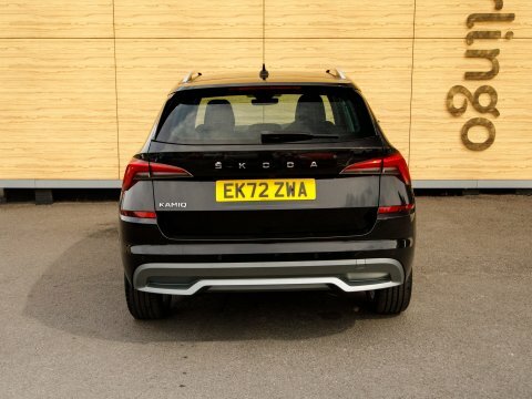 Skoda Kamiq Suv EK72ZWA Black #6