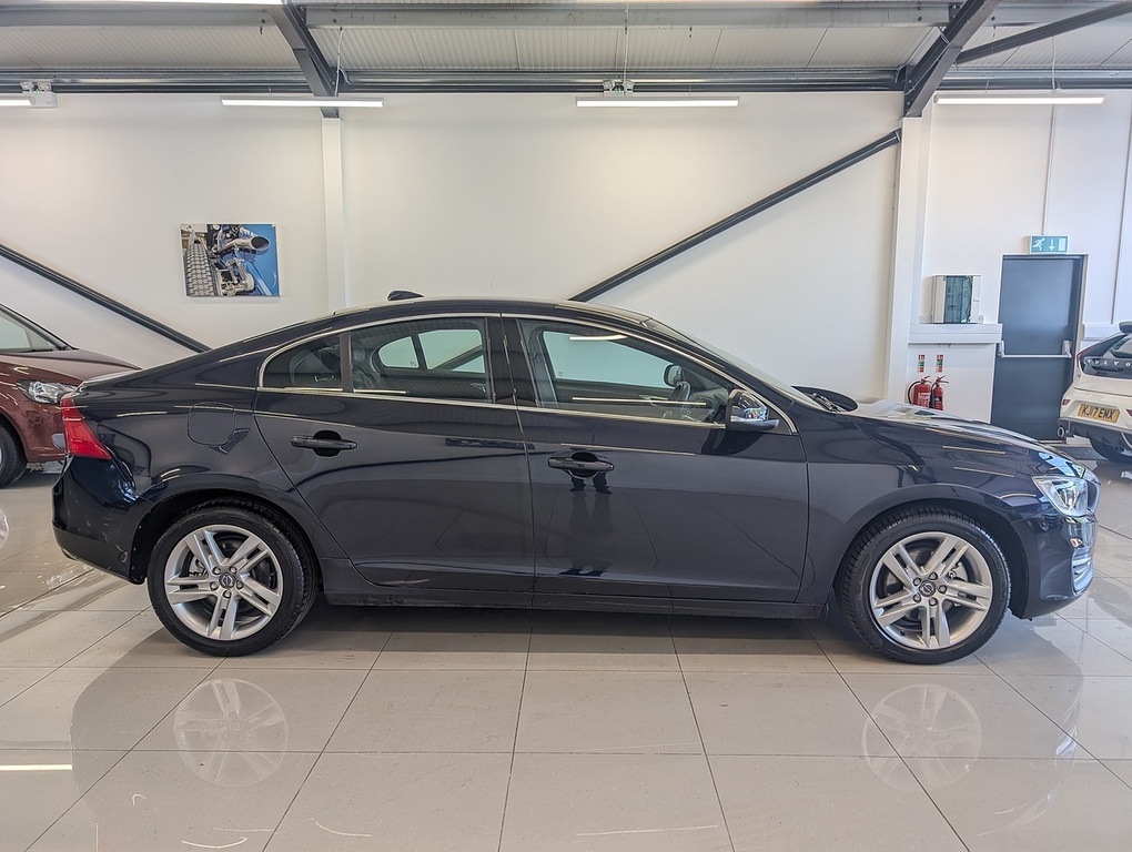 Volvo S60 D3 Se Lux Nav Blue #6