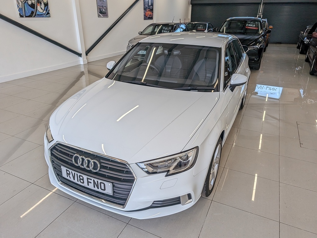 Audi A3 Tfsi Sport RV18FNO White #2