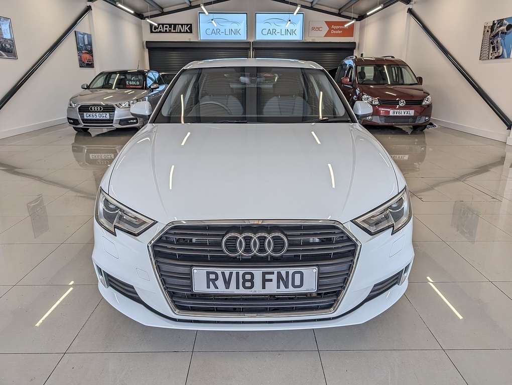 Audi A3 Tfsi Sport RV18FNO White #4