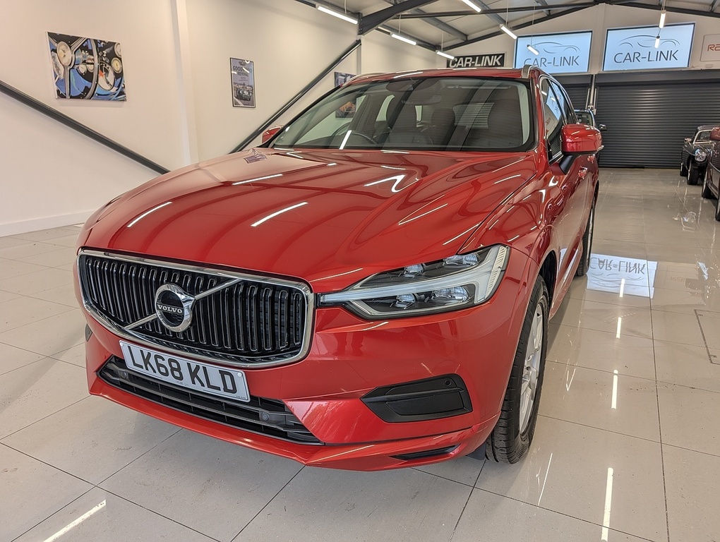 Volvo XC60 D4 Momentum Red