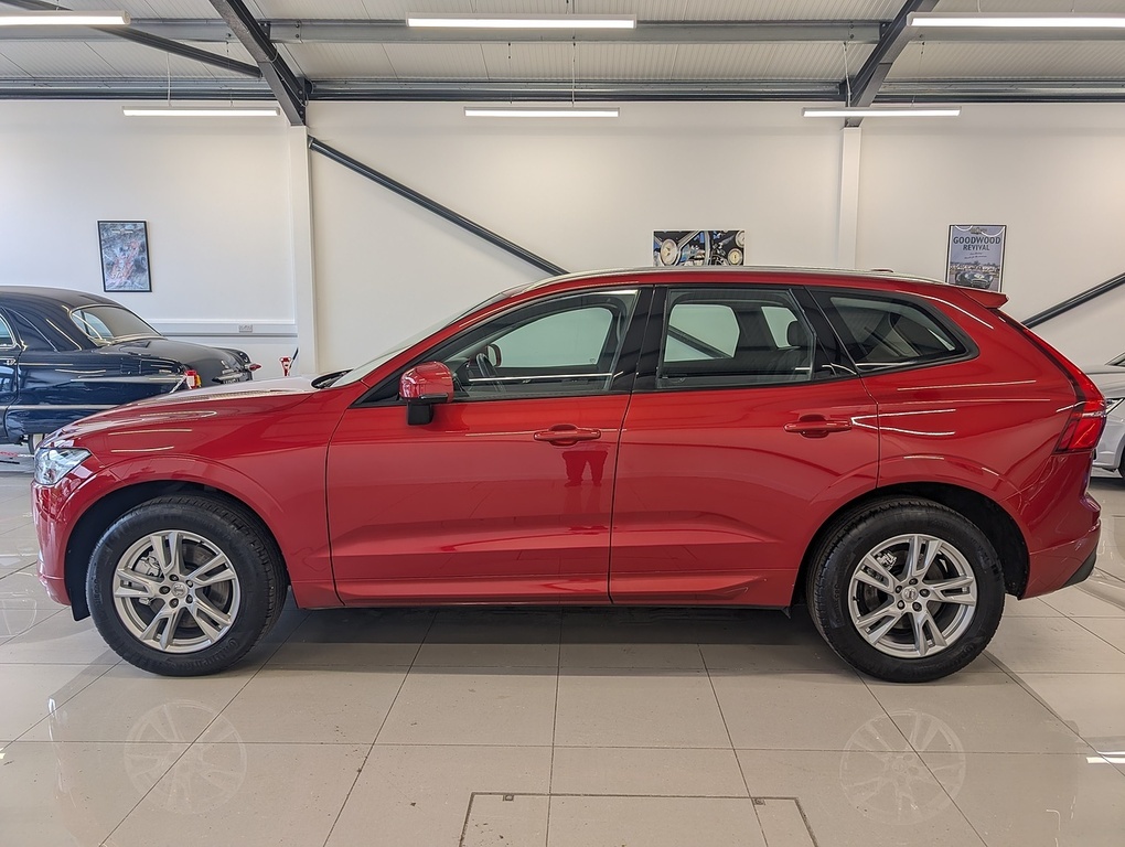 Volvo XC60 D4 Momentum LK68KLD Red #3
