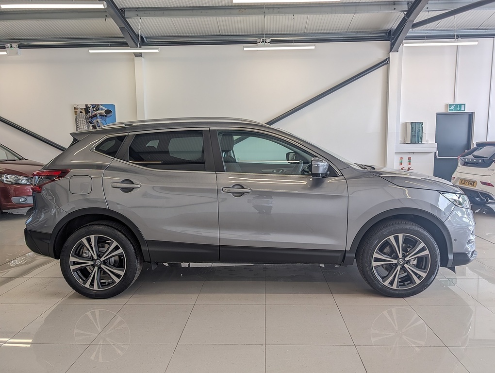 Nissan Qashqai Dig-t N-connecta YG68OLB Grey #6