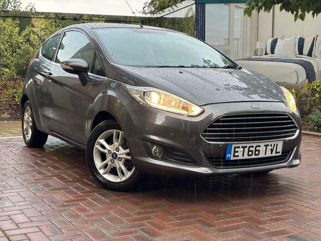 Ford Fiesta 1.25 Zetec Euro 6 Grey