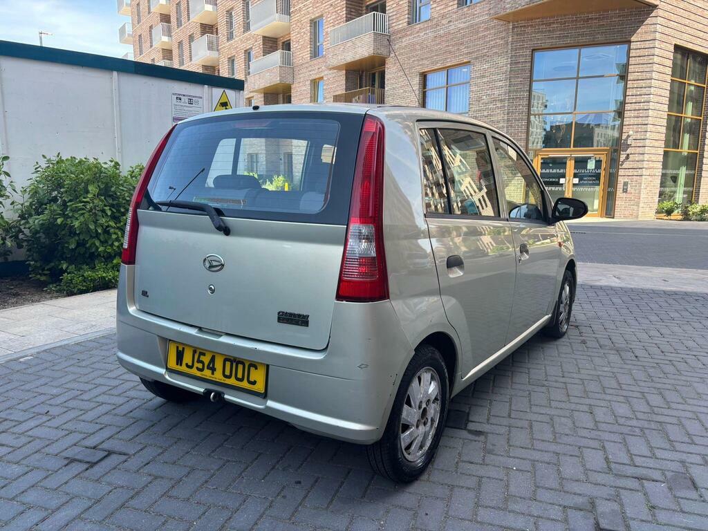 Daihatsu Charade 1.0 El Hatchback Red #17